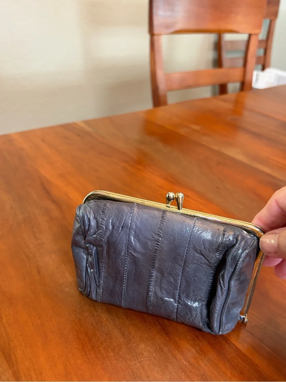 Classic Kiss-Lock Leather Clutch Wallet Cosmetic Case Eel Skin Grey